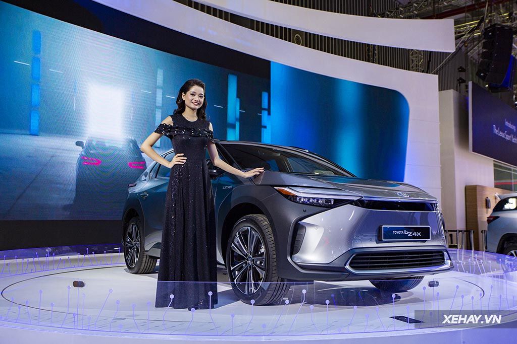 Toyota susține cu îndrăzneală că „va schimba viitorul mașinilor”, Mașini care o să aibă o autonomie de 1.000 km.