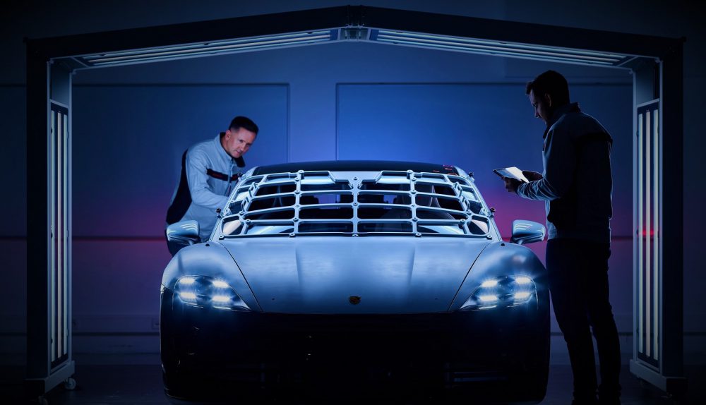 Porsche Ventures a investit în compania South 8 Technologies, un inovator în baterii cu litiu-ion
