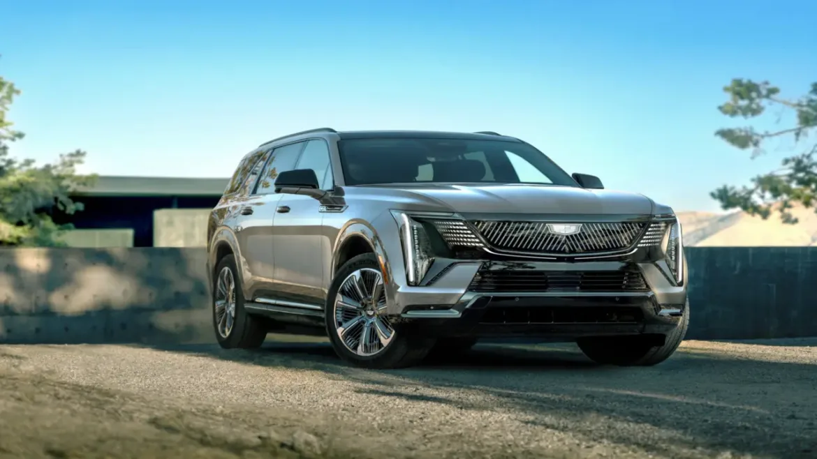 Cadillac lansează gama completă de SUV-uri electrice 2026 în Orientul Mijlociu: Optiq, Lyriq, Vistiq și Escalade IQ/IQL