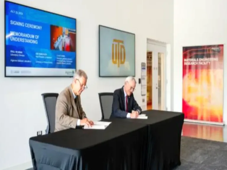 Argonne și UT Dallas